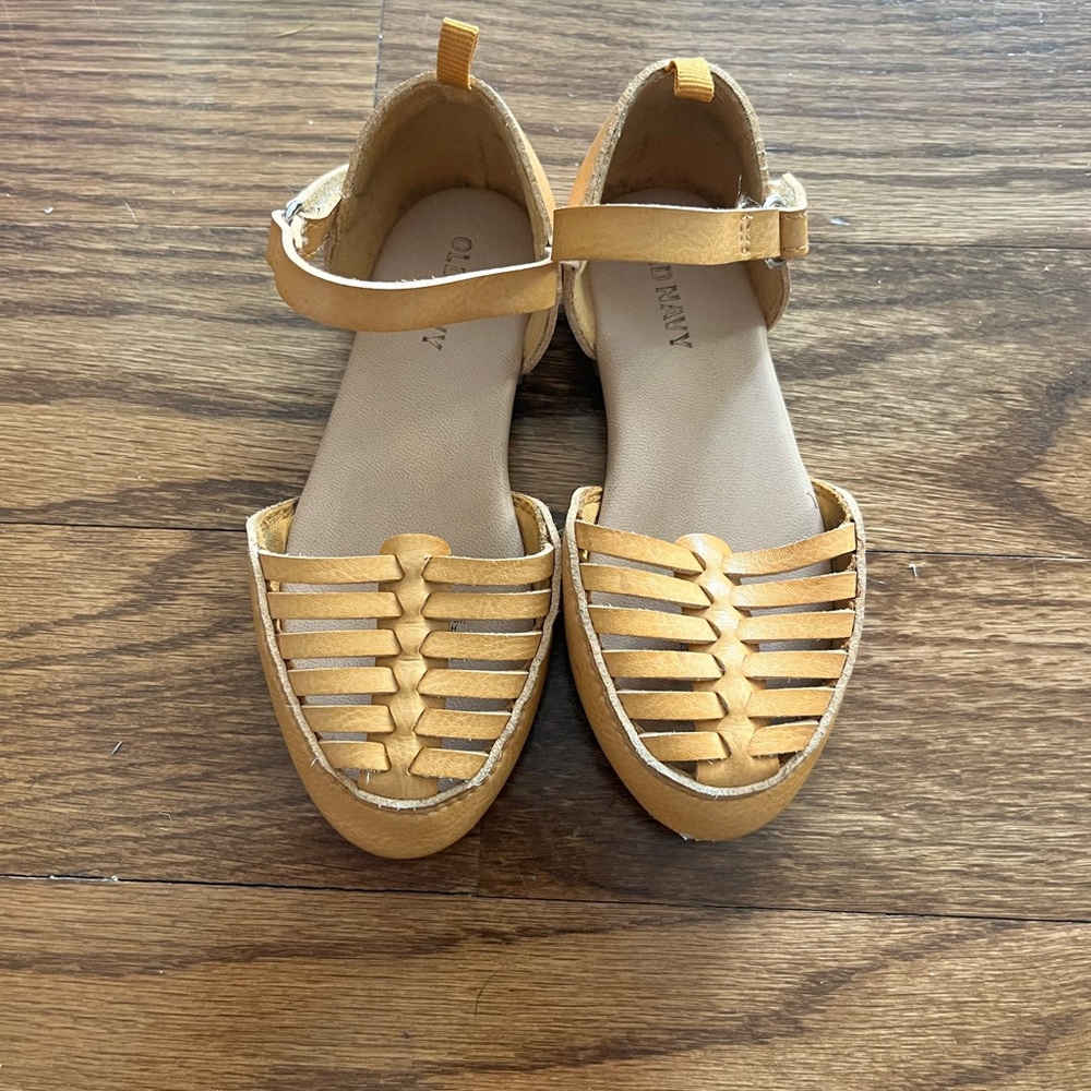 Old Navy Girls Mustard Yellow Strappy Closed-Toe Sandals